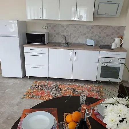 Emerald Hills Aparthotel *